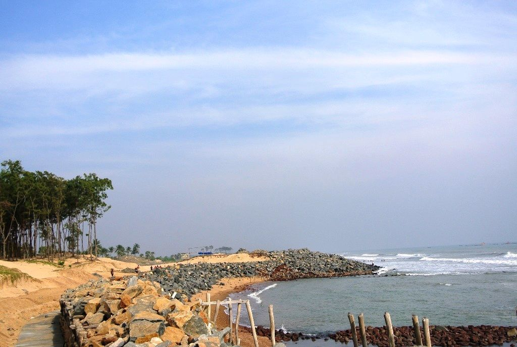 Devbagh Beach - Crystal clear waters and golden sands